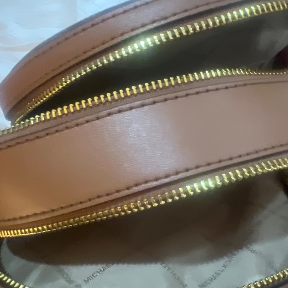 Michael Kors Jaycee Medium Backpack New with Tags - Picture 3 of 3